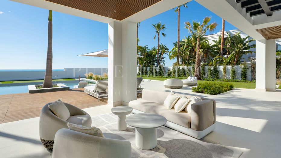 Luxe in Monte Halcones – 7 Slaapkamers met Panoramisch Uitzicht op Zee