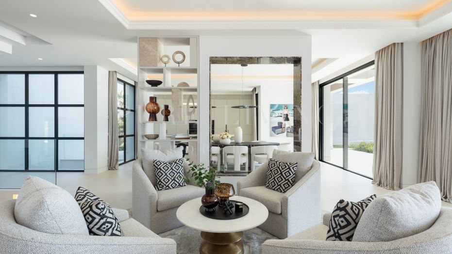 Luxe in Monte Halcones – 7 Slaapkamers met Panoramisch Uitzicht op Zee