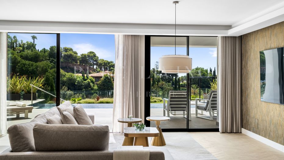 Hedendaagse Elegantiewoning met Panoramisch Uitzicht in Los Flamingos