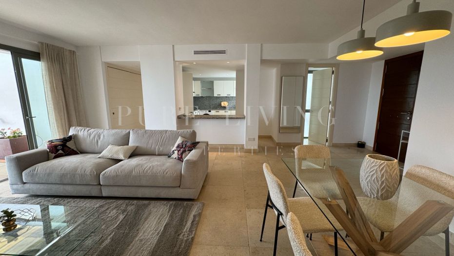 2 bedrooms apartment in Los Flamingos for rent