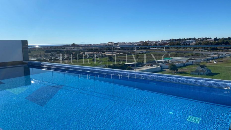 Modern 3-slaapkamer appartement met zeezicht, gelegen in Nueva Andalucia, Marbella
