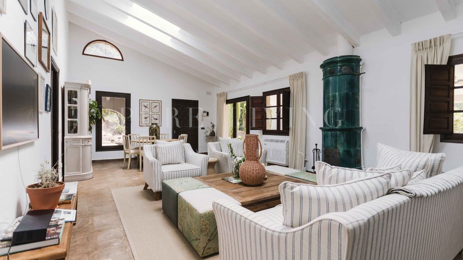 Villa voor korte termijn huur in Fuente del Espanto, Benahavis