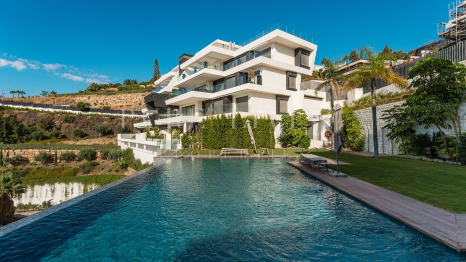 A contemporary three bedroom apartment in the exclusive BYU Hills for sale