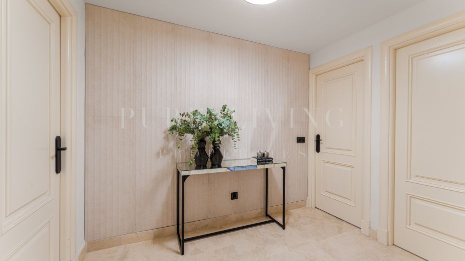 Luxury three-bedroom apartment in Montebello Hills, Marbella