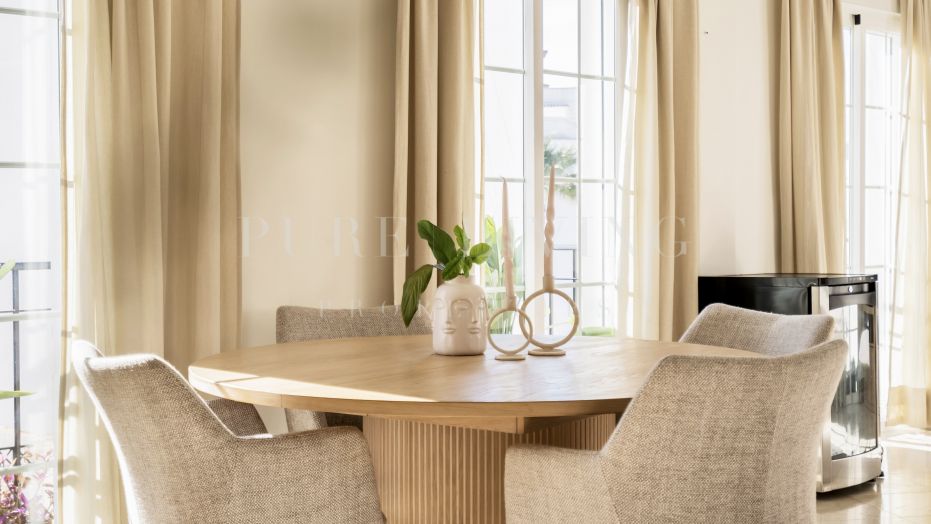 Atico situado en pleno corazón del centro de San Pedro.