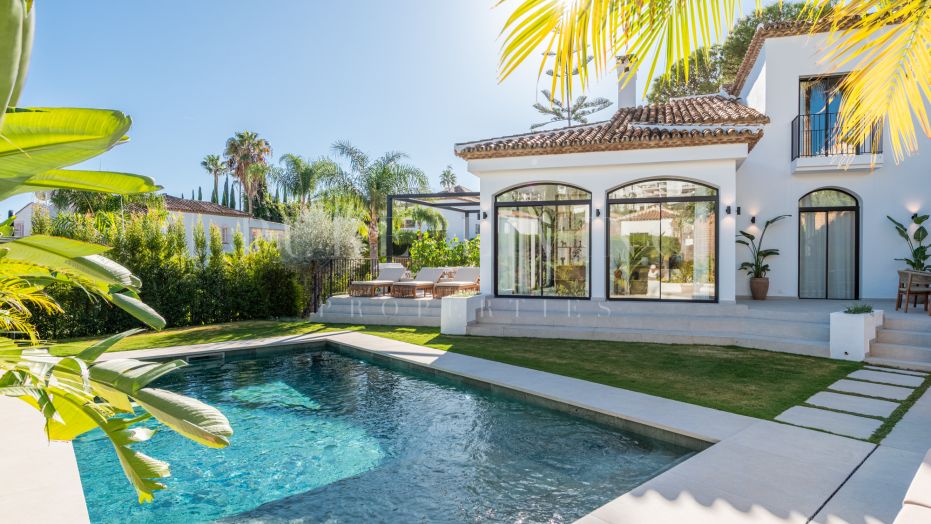 Villa totalmente renovada de primer nivel en Nueva Andalucía