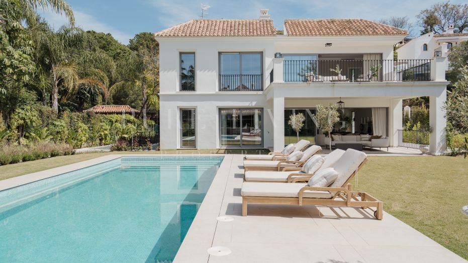 Prachtige, nieuw gebouwde gezinsvilla in Los Arqueros