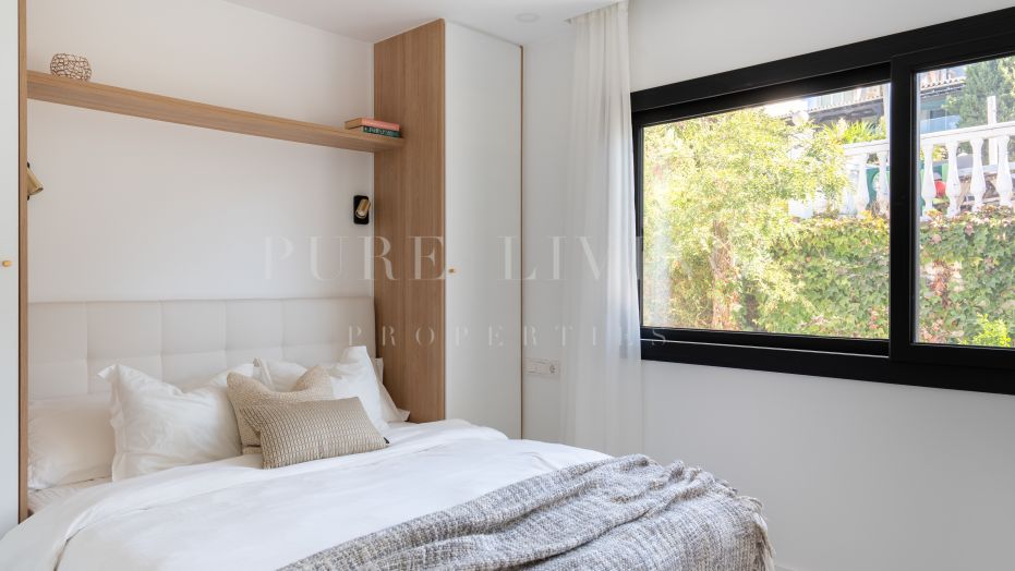 Villa moderna a poca distancia de todos los servicios.