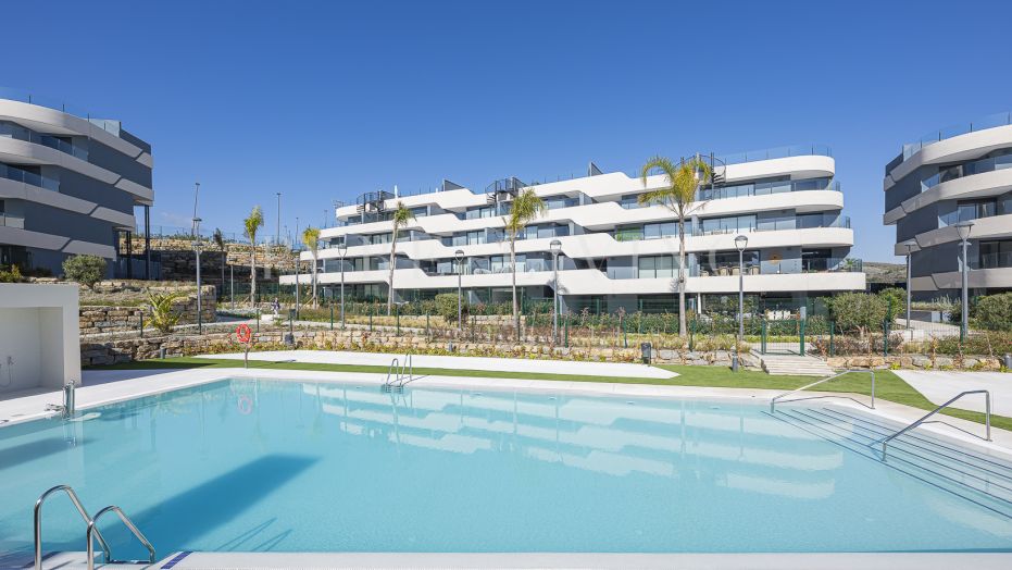 Luxe appartement met 3 slaapkamers en panoramisch zee- en bergzicht – Oasis 325, Estepona