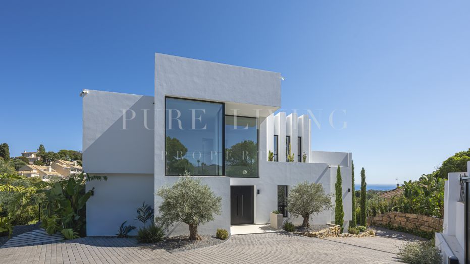Villa contemporaine avec vue panoramique sur la mer à Elviria