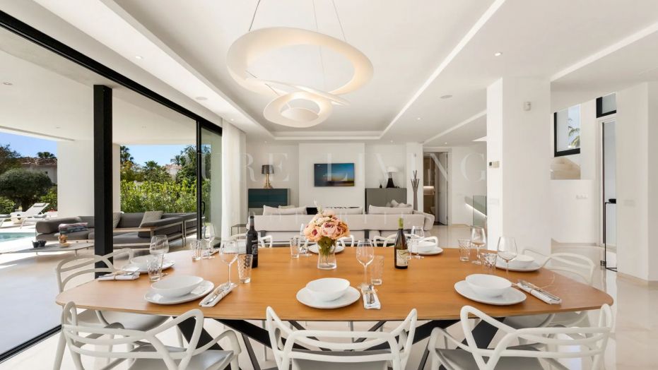 Villa voor korte termijn huur in El Paraiso, Estepona Oost