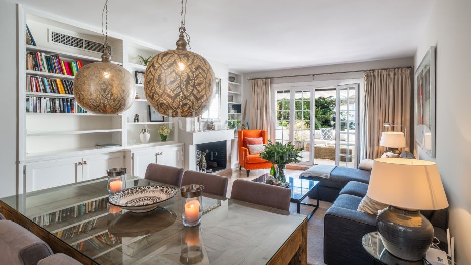 West facing 3-bedroom Penthouse