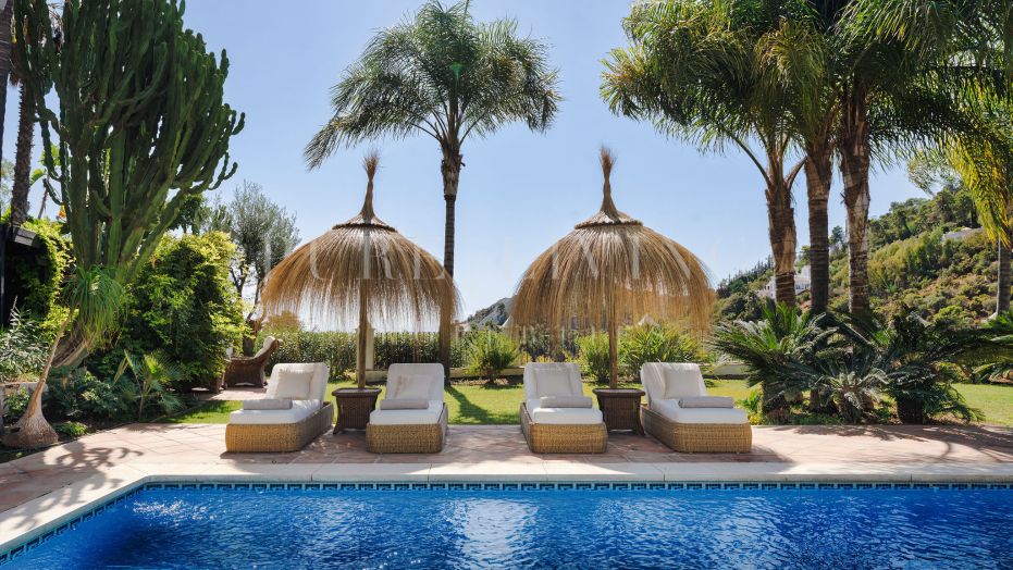 Ruime Mediterrane villa met 4 slaapkamers in het prestigieuze El Madroñal