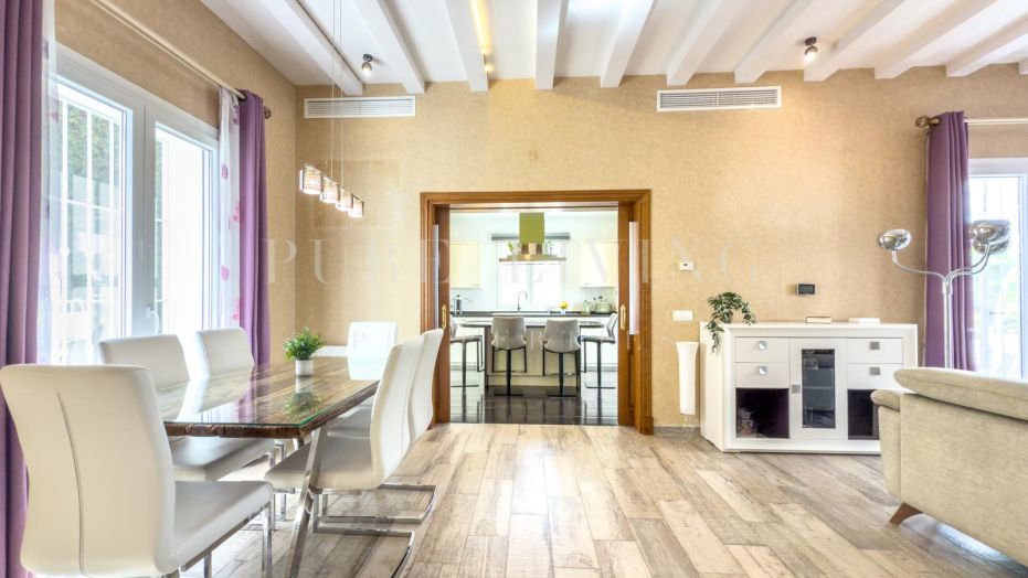 Mediterrane charme met uitzonderlijk uitzicht in Sierra Blanca Country Club