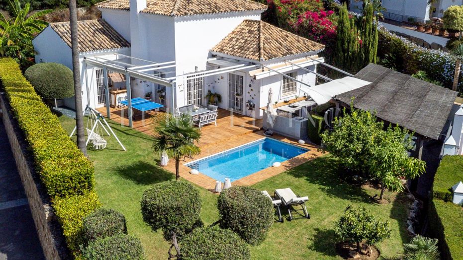 Mediterrane charme met uitzonderlijk uitzicht in Sierra Blanca Country Club