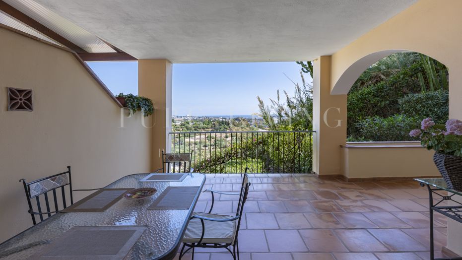 Appartement classique élégant à vendre – Puerto del Almendro, Benahavís