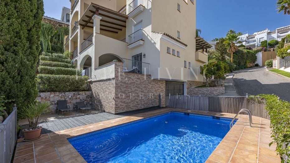 Appartement classique élégant à vendre – Puerto del Almendro, Benahavís