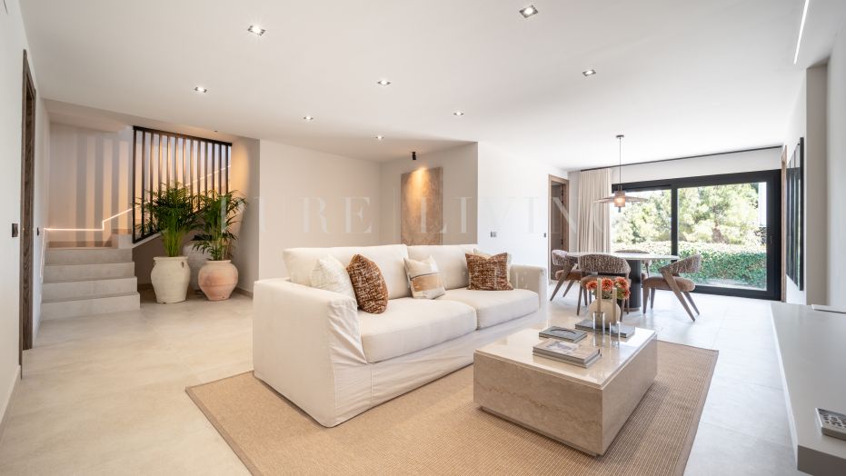 Fully Renovated Luxury Villa ideally located within a short walk to La Cala centre , Beach & Golf