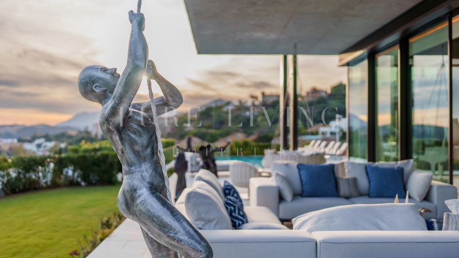 A Contemporary Masterpiece Floating Above the Mediterranean