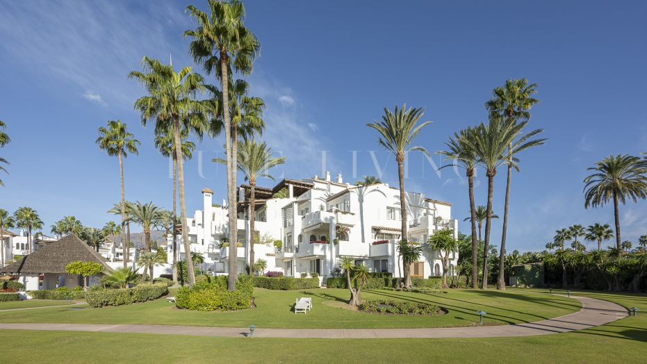 Magnífica Propiedad Reformada en Alcazaba Beach, Estepona