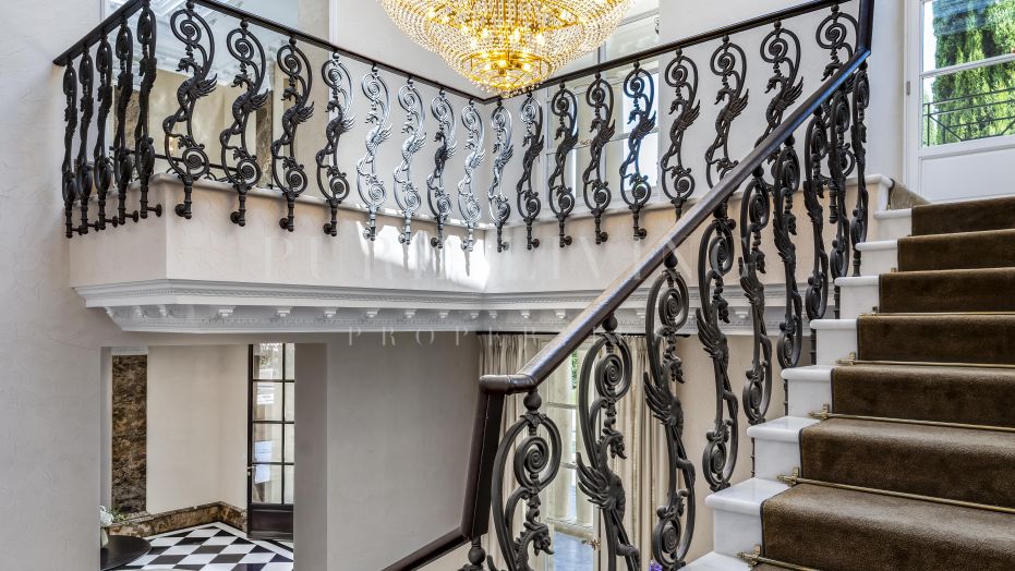 Un chef-d’œuvre lumineux niché le long de la mythique Golden Mile de Marbella