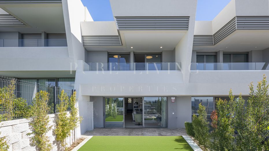 Modern townhouse for sale with stunning sea views in Mijas Costs