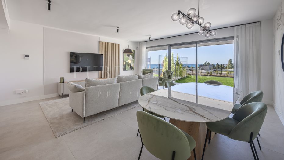 Modern townhouse for sale with stunning sea views in Mijas Costs