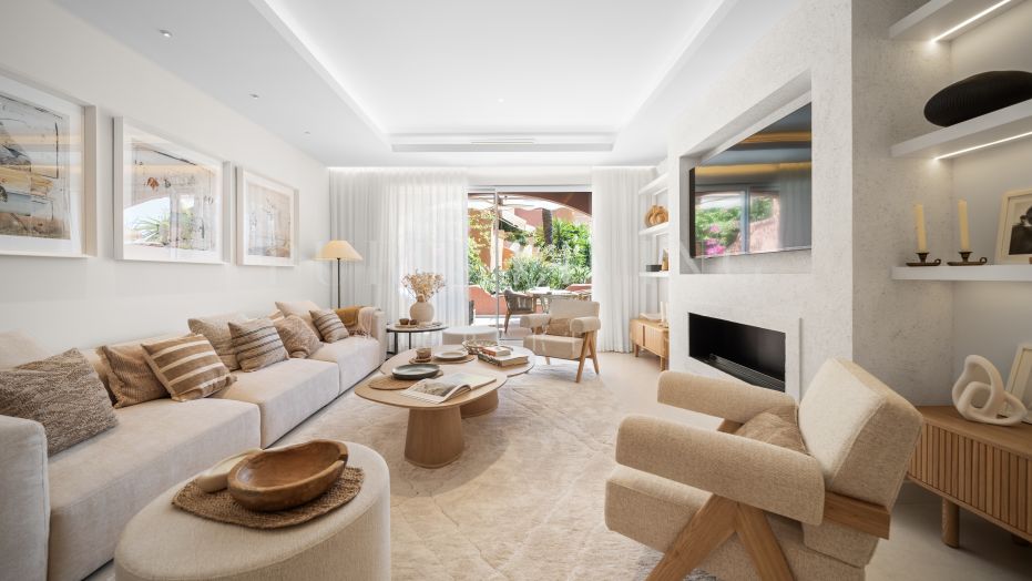 Elegant en prachtig gerenoveerd herenhuis met 3 slaapkamers gelegen in El Palmeral