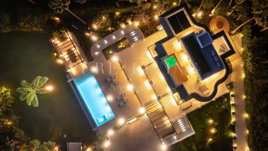 Un Refugio de Elegancia y Tranquilidad en el Corazón del Valle del Golf