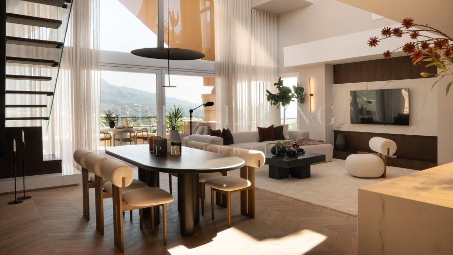 Penthouse Duplex de Luxe avec 3 Chambres, Piscine Privée et Vue Panoramique à Magna Marbella