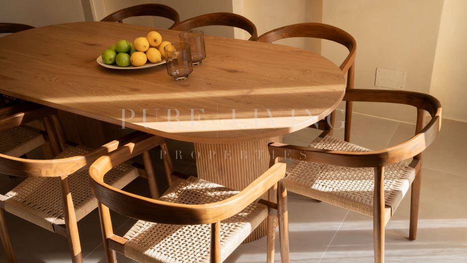 Maison de ville en bord de mer, rénovée avec élégance