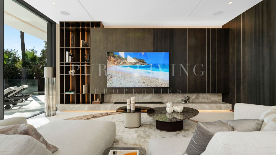 Luxury Villa in a Prestigious Setting