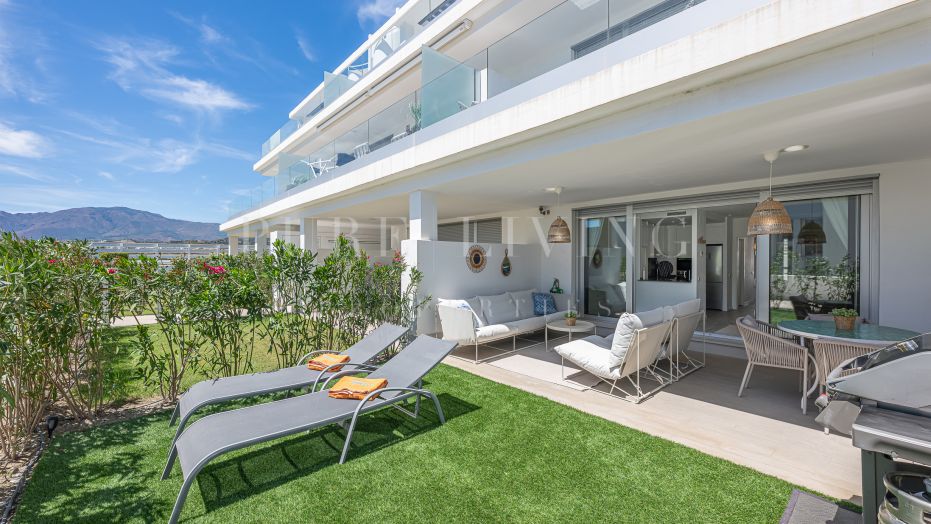 Modern 2-Bedroom Ground Floor Apartment with Private Garden & Premium Amenities – Le Mirage, Cancelada