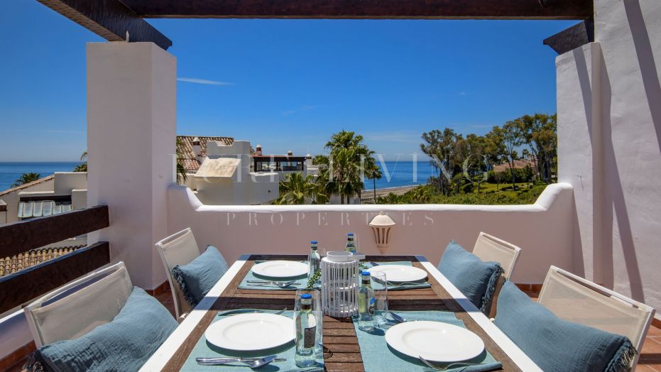 Un Refuge Exclusif au Bord de la Mer