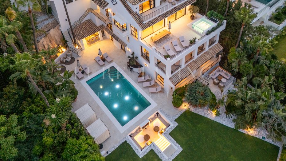 Ruime familievilla in het hart van Nueva Andalucía