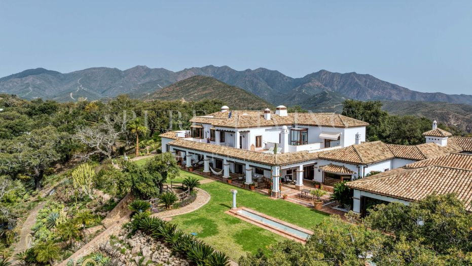 Villa magnifique offrant une vue panoramique impressionnante à La Mairena