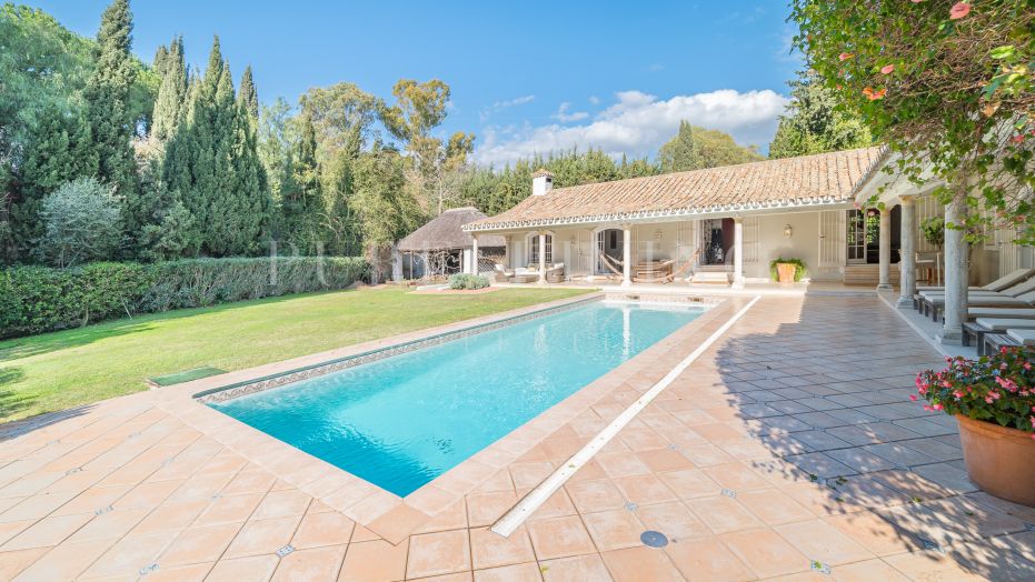 Hermosa Villa de cinco dormitorios en las montañas de Benahavis