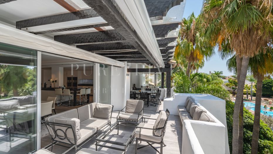 Schitterend duplex penthouse in Marina de Puente Romano