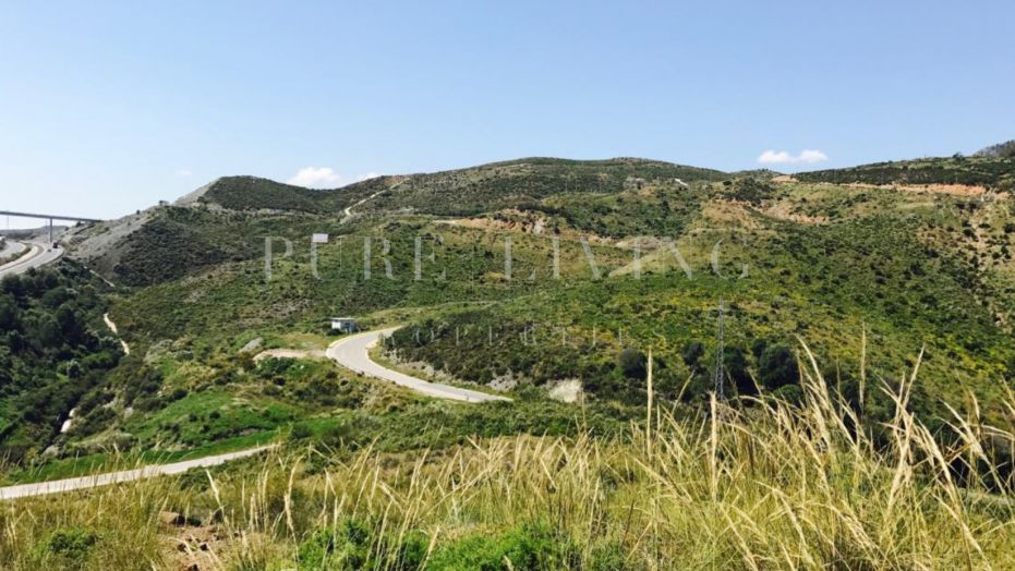 Bouwgrond in Los Altos de La Alqueria Benahavis
