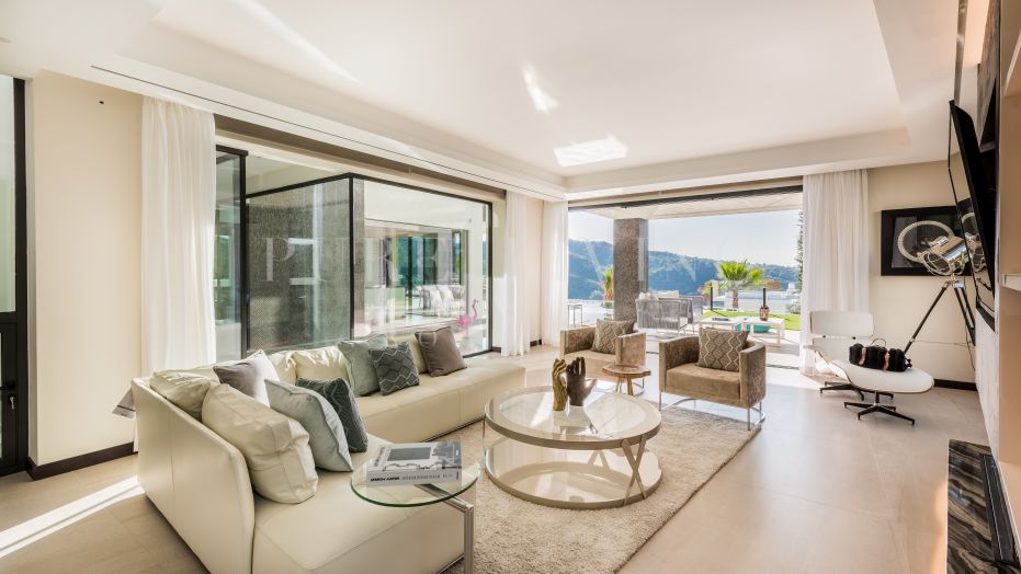 Villa de design contemporain avec des vues spectaculaires située à Lomas de La Quinta