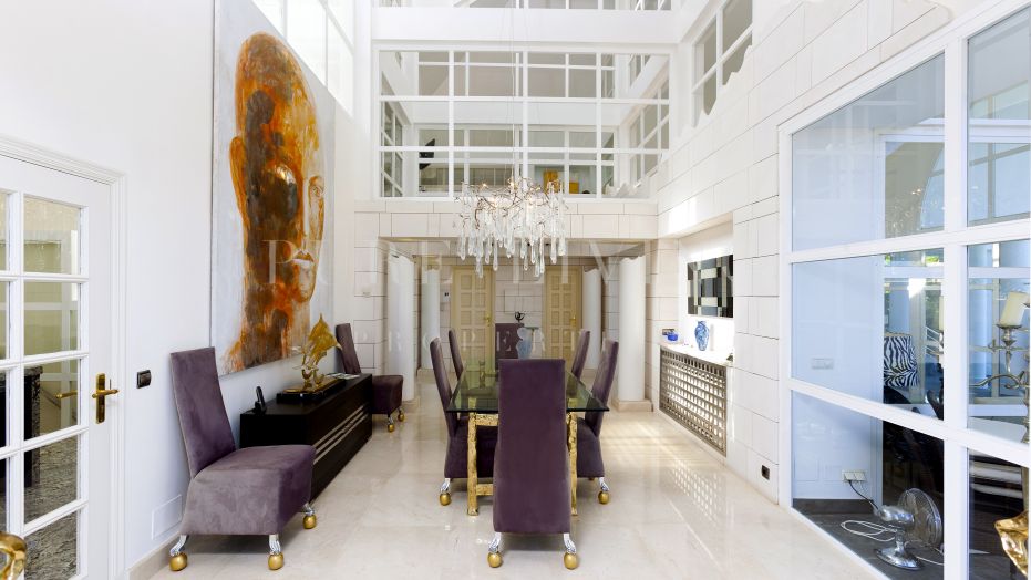 Exceptionnelle villa de six chambres en première ligne avec vue sur la mer et les montagnes à Aloha