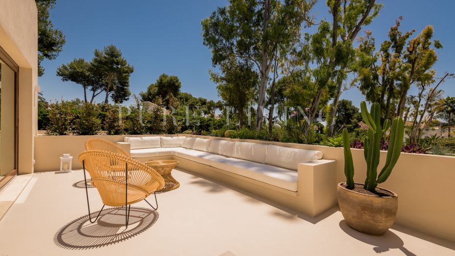 Moderne villa vlakbij het strand in Los Monteros