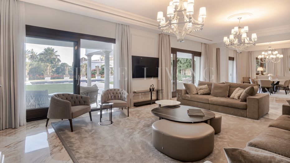 Spectacular villa in Sierra Blanca with private gardens and swimming pool.