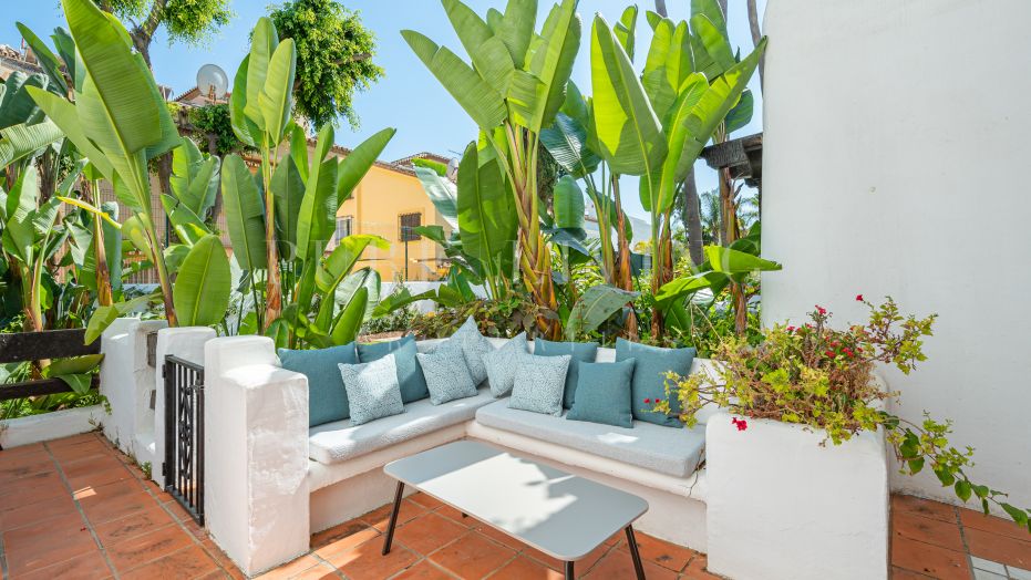 Lovely ground floor apartment in Marina de Puente Romano