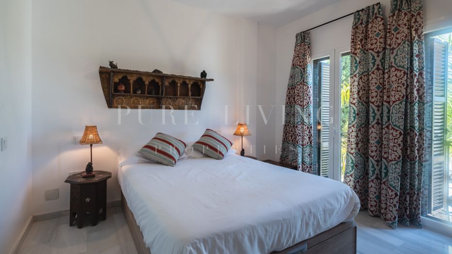 Prachtig penthouse appartement in Señorio de Marbella met panoramisch uitzicht op zee en de bergen