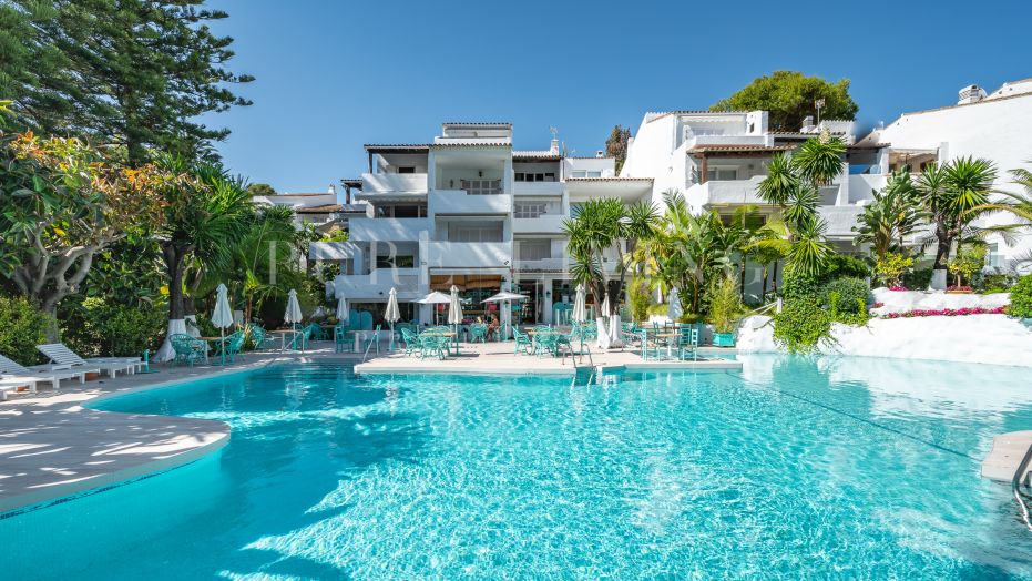 Ático de un dormitorio en Puente Romano Hotel con vistas al mar