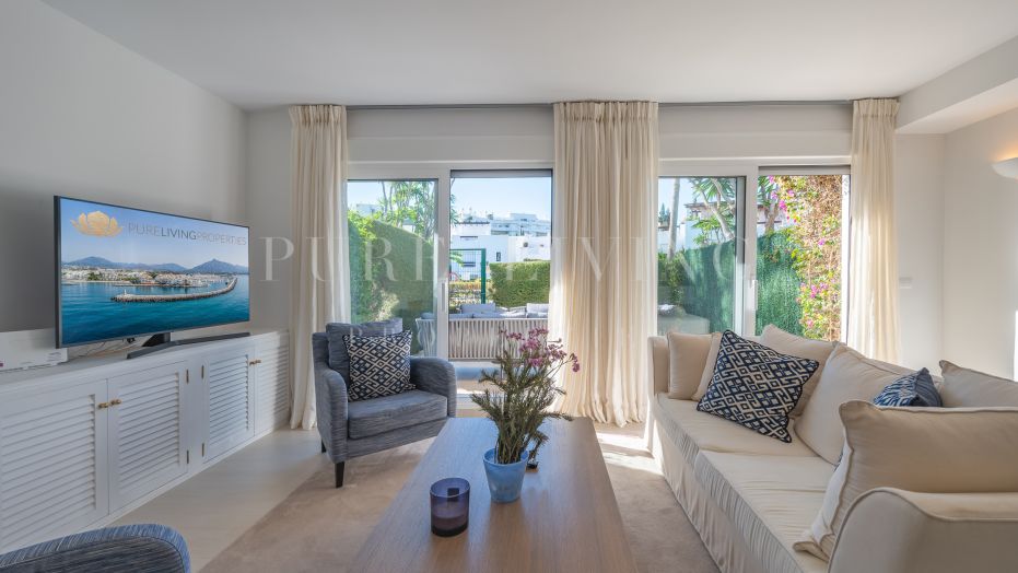 Beautiful townhouse next to the beach in Guadalvillas, San Pedro de Alcantara