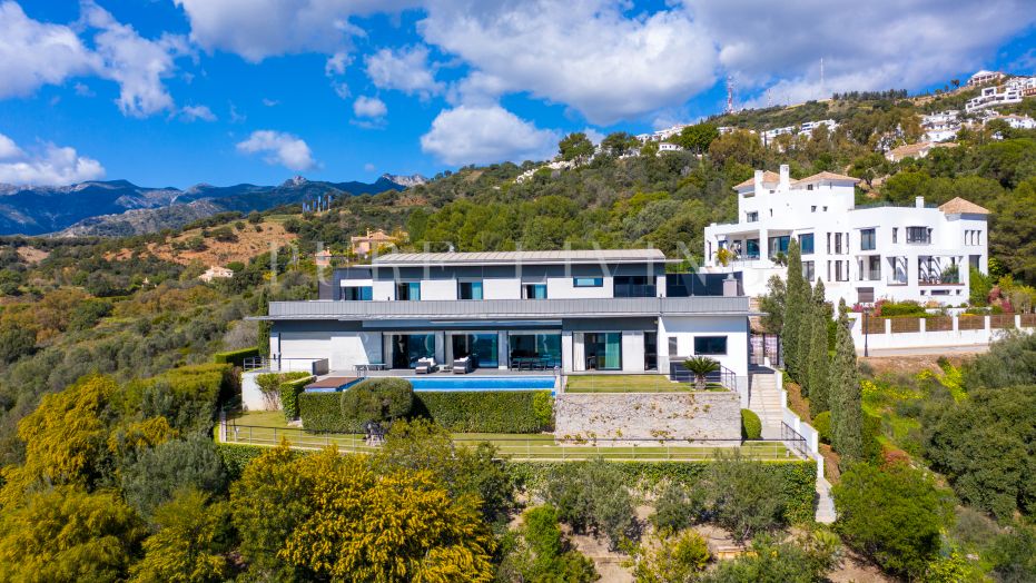 Verbazingwekkende Villa met panoramisch uitzicht in Altos de Los Monteros, Marbella