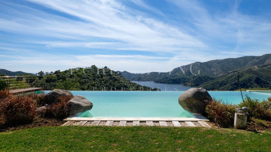 Amazing Villa avec des vues spectaculaires sur le lac d'Istan