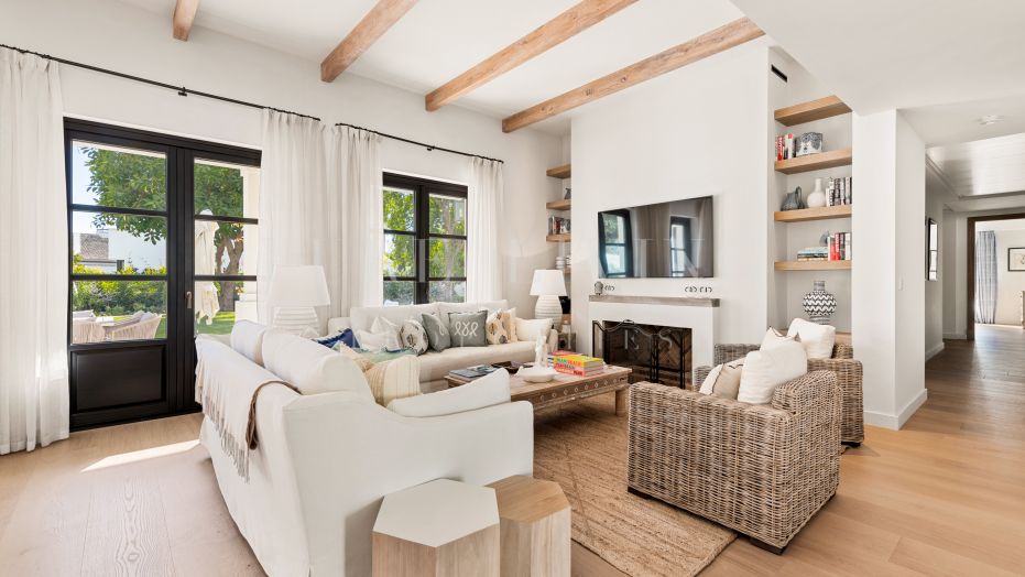 Fantastische onlangs gerenoveerde villa met 4 slaapkamers in Marbella Club